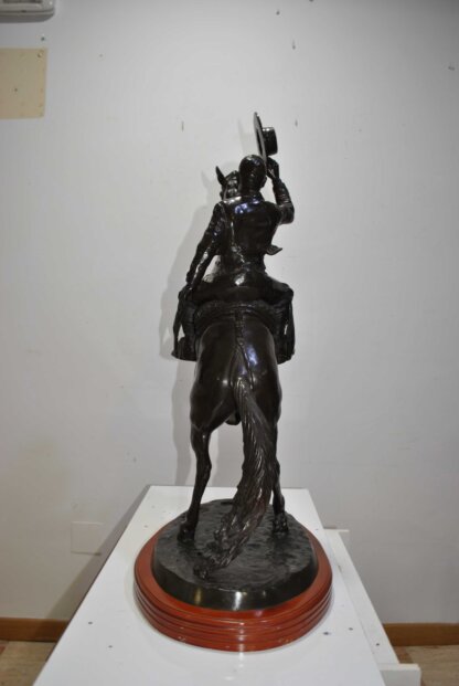 Escultura jinete Cuevas bronce - Imagen 16