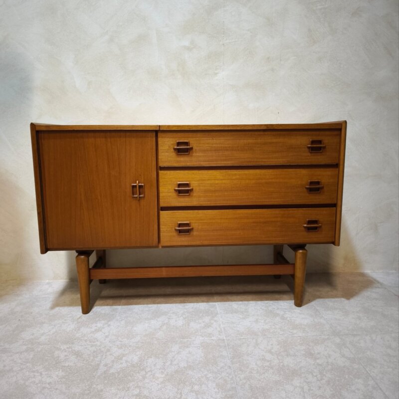 Cómoda o aparador Mid Century