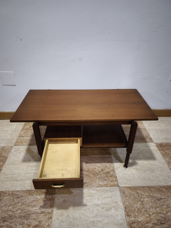 Mesa de centro o auxiliar danesa - Imagen 7