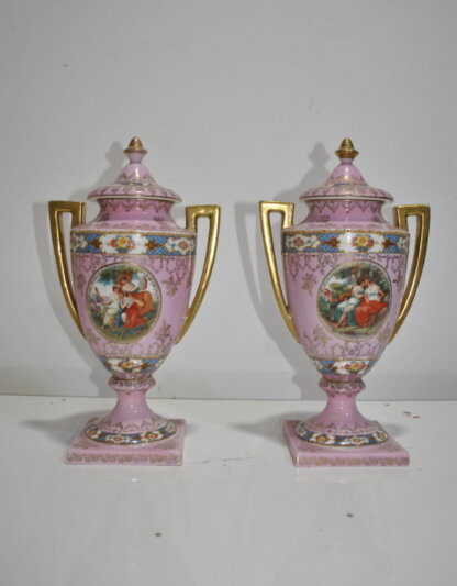 Pareja jarrones rosas