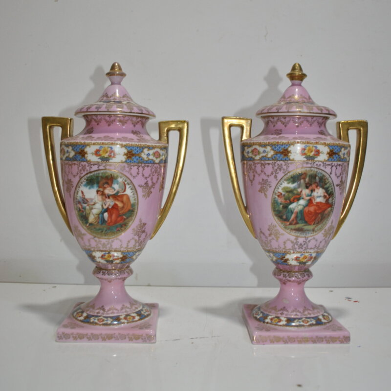 Pareja jarrones rosas