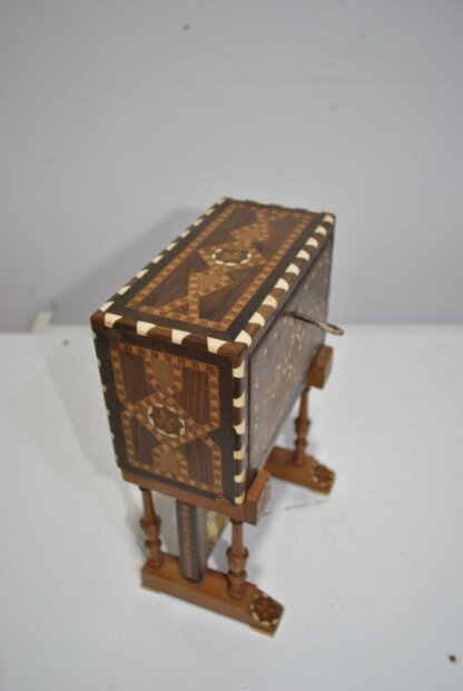 Bargueño miniatura taracea - Imagen 8