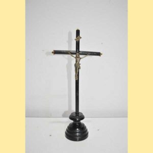 Crucifijo de mesa lacado