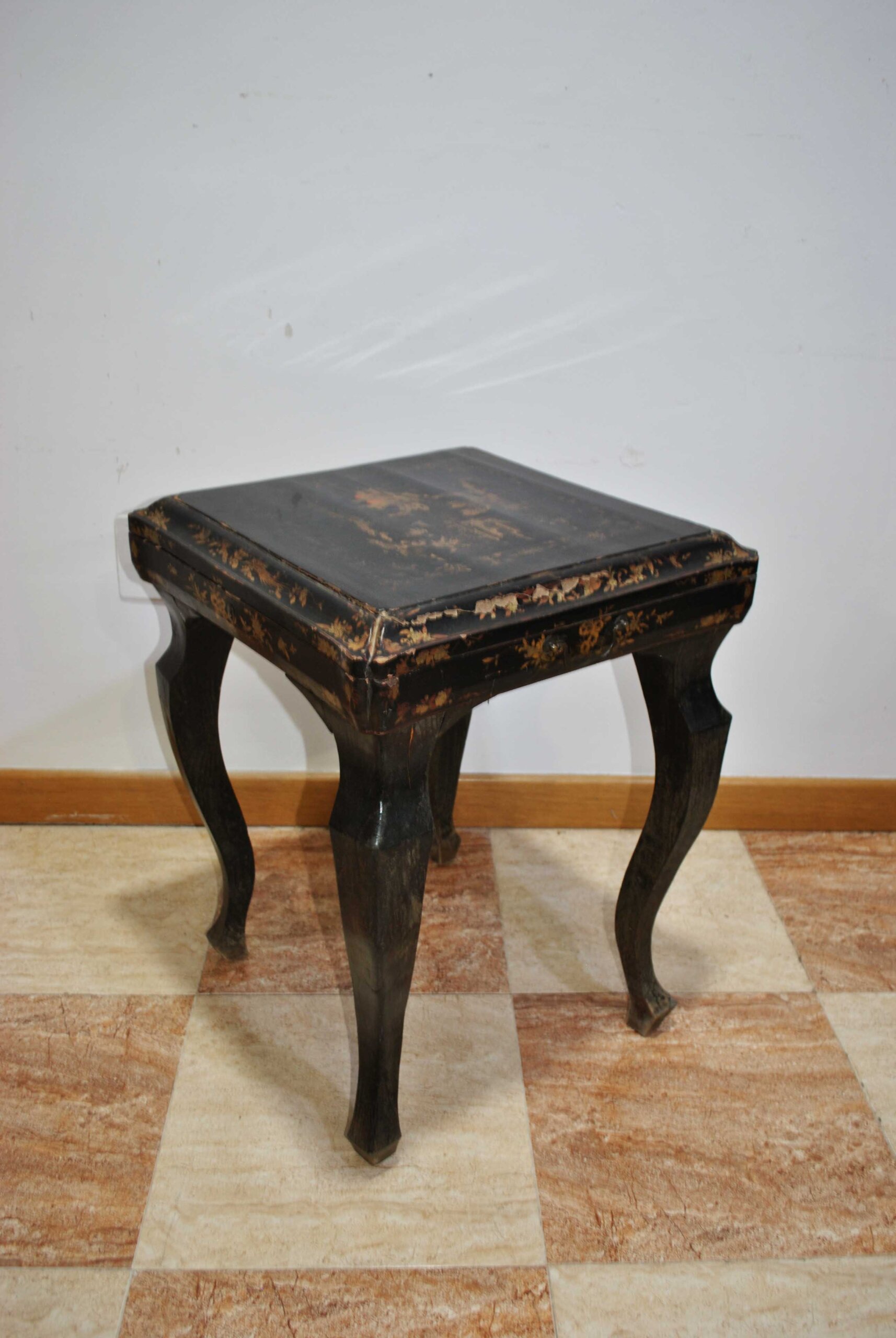 Mesa oriental lacada negra - Imagen 5
