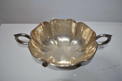 Fuente de metal plateado - Imagen 3