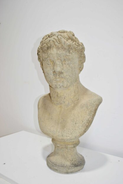 Figura busto de piedra - Imagen 3