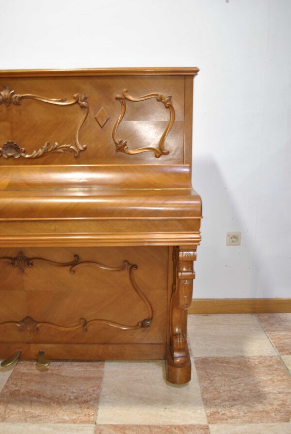 Piano Henri Moreau St. Quentin, Francia - Imagen 5