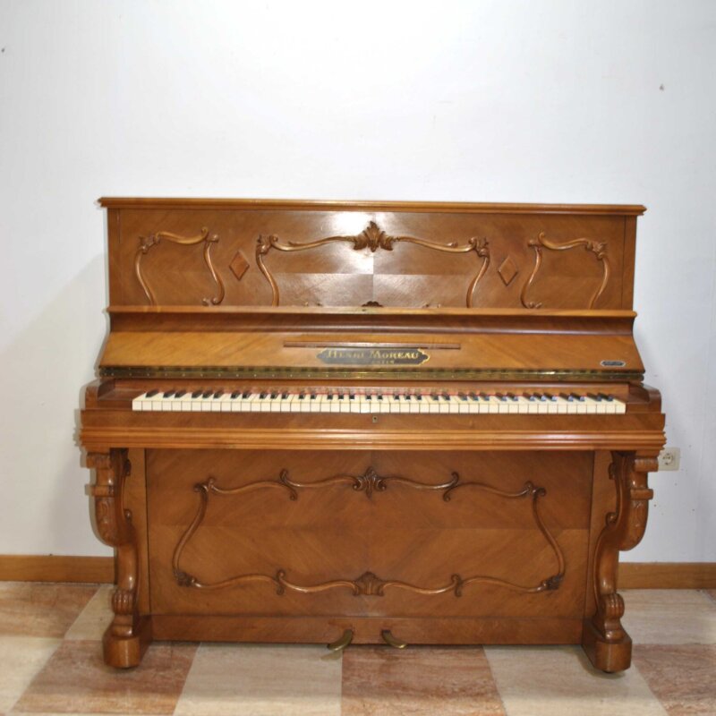 Piano Henri Moreau St. Quentin, Francia