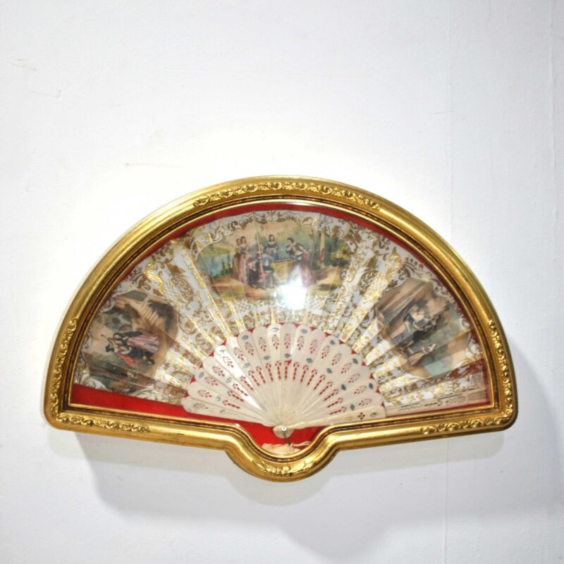 Abanico con caja expositora