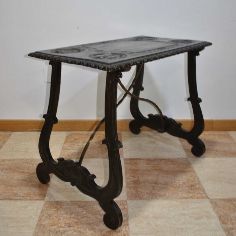 Mesita auxiliar Renacimiento