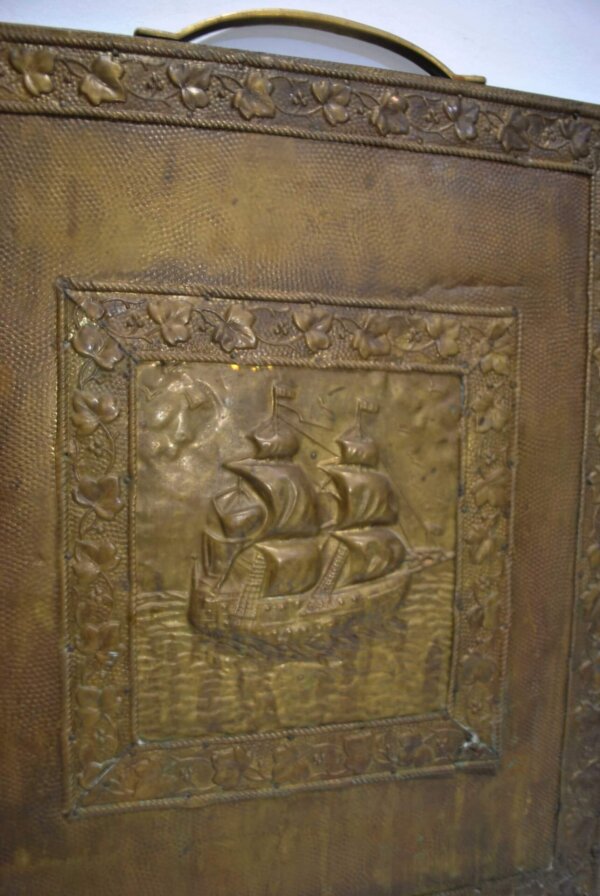 Placa de bronce repujado - Imagen 2