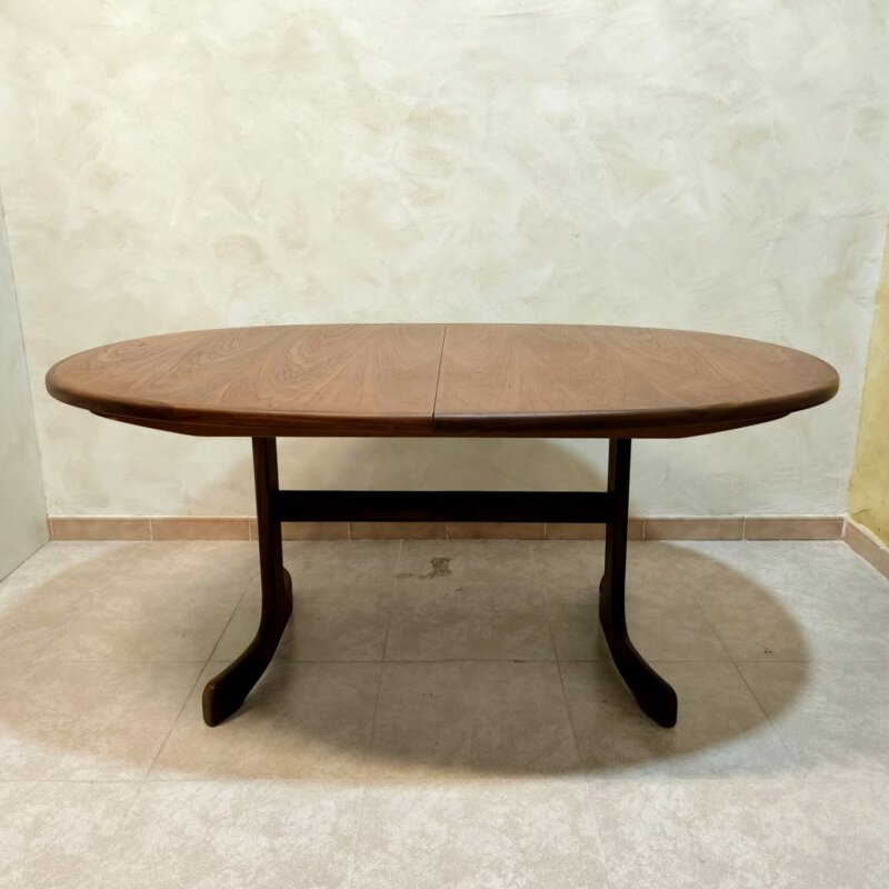 Mesa de comedor Gplan