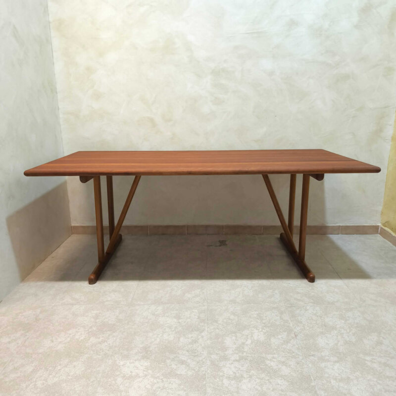 Mesa o escritorio Danés