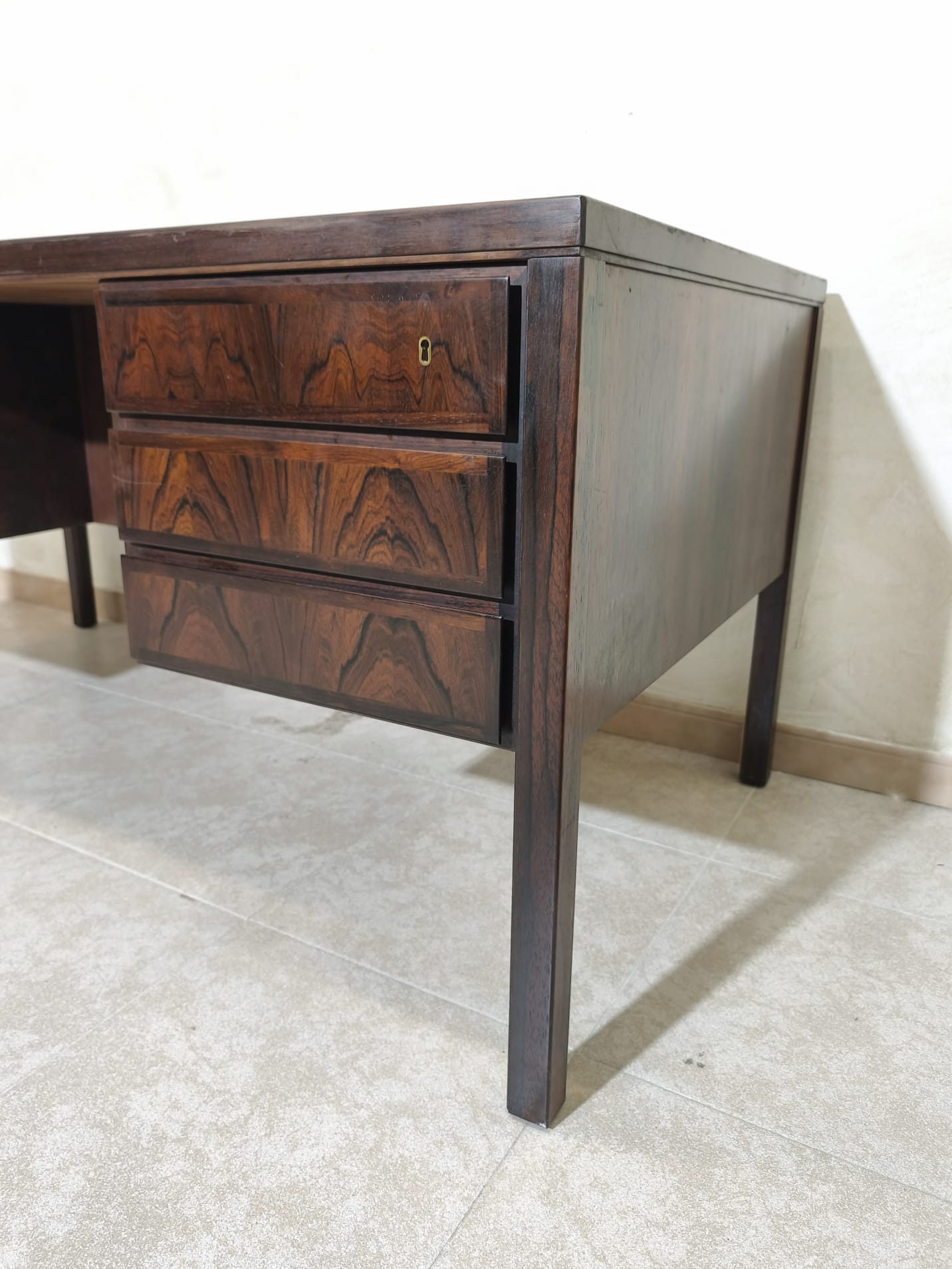 Antigua mesa de despacho Omann Junn - Imagen 3