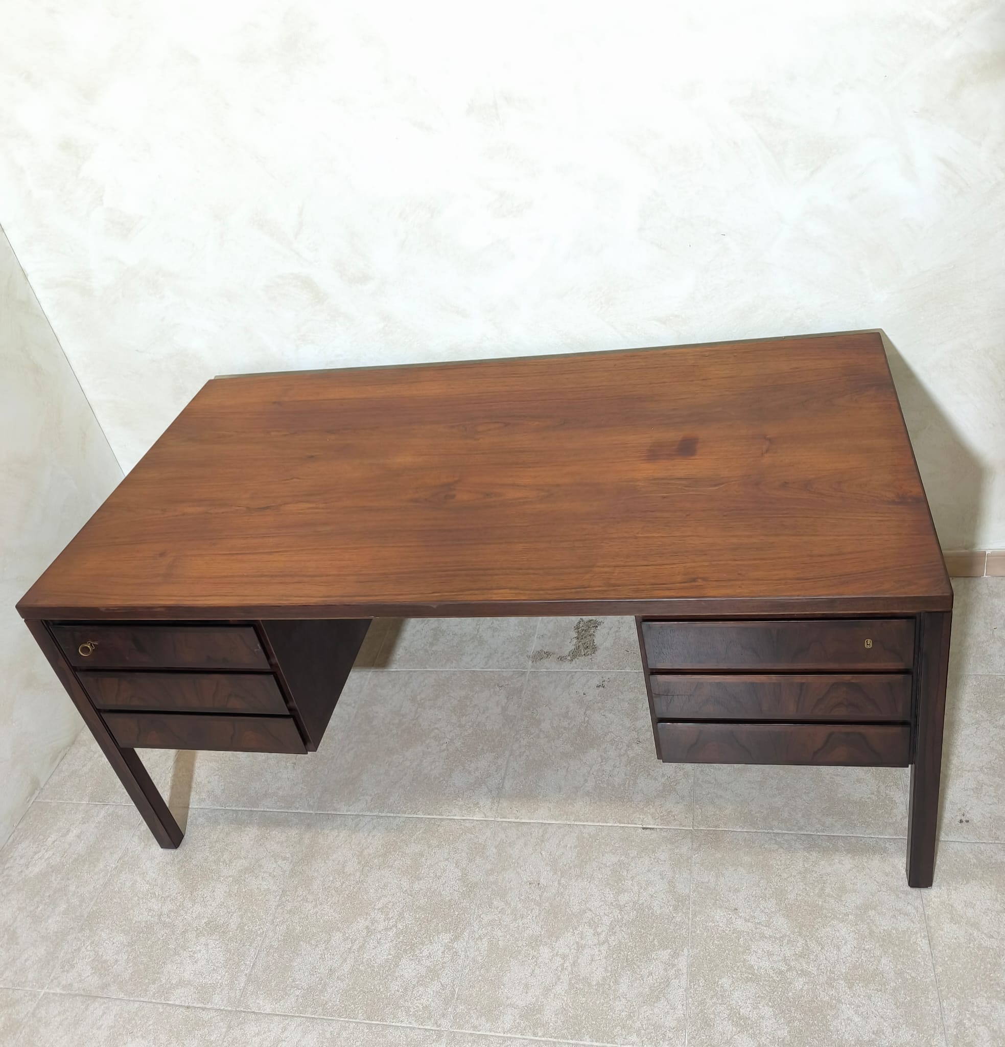 Antigua mesa de despacho Omann Junn - Imagen 4