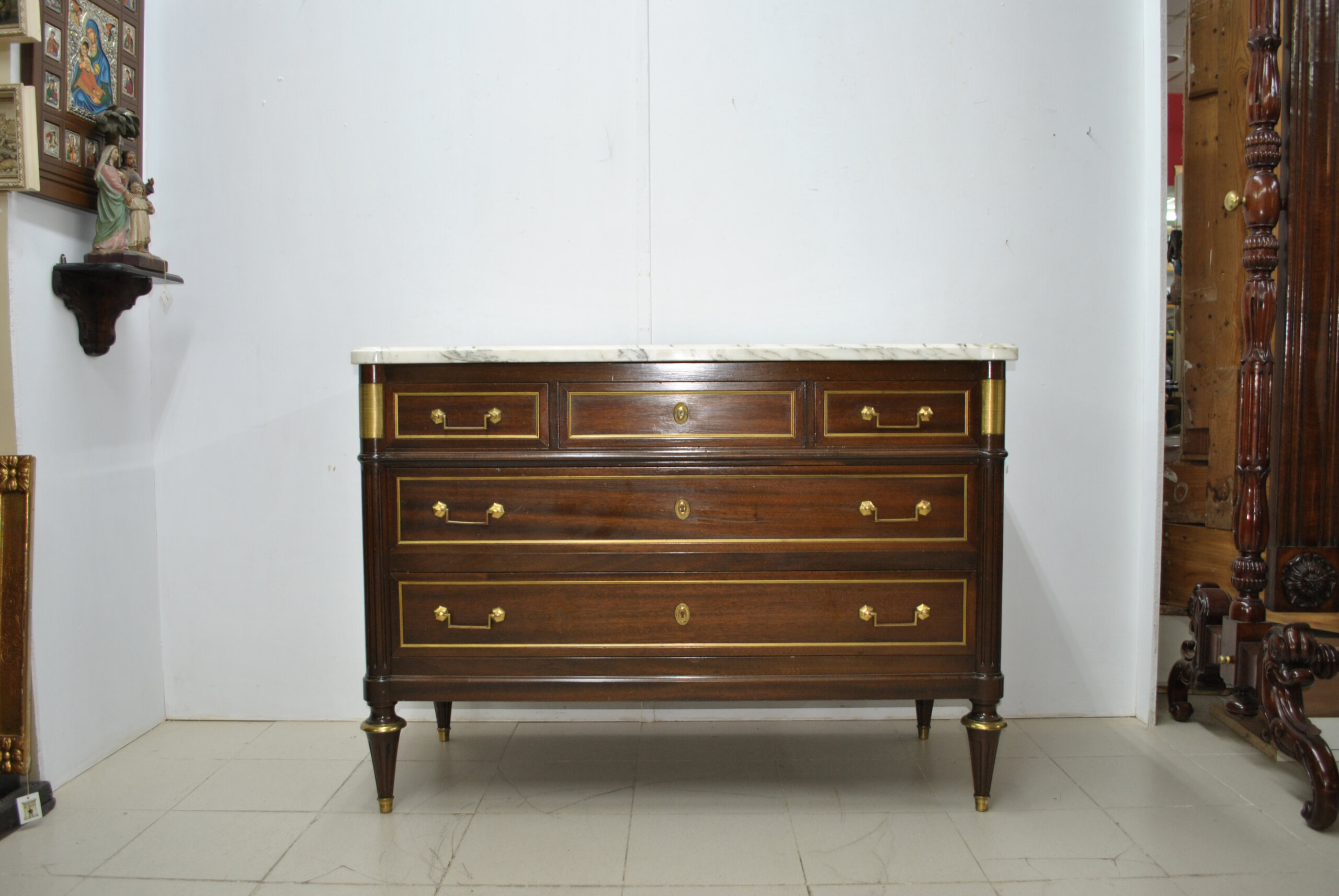 Cómoda Luis XVI madera y bronce - Imagen 2