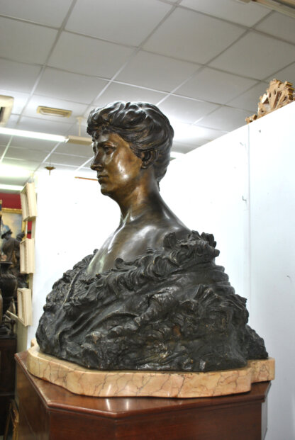 Busto bronce femenino M. Balarín - Imagen 5