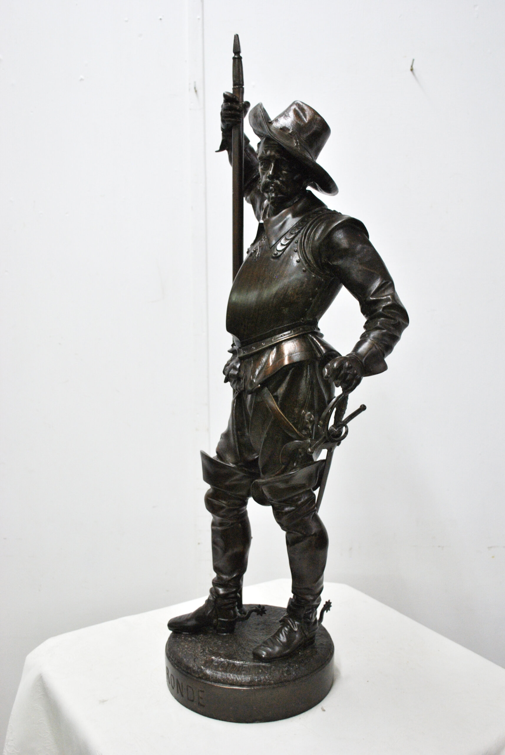 Escultura mosquetero calamina - Imagen 9