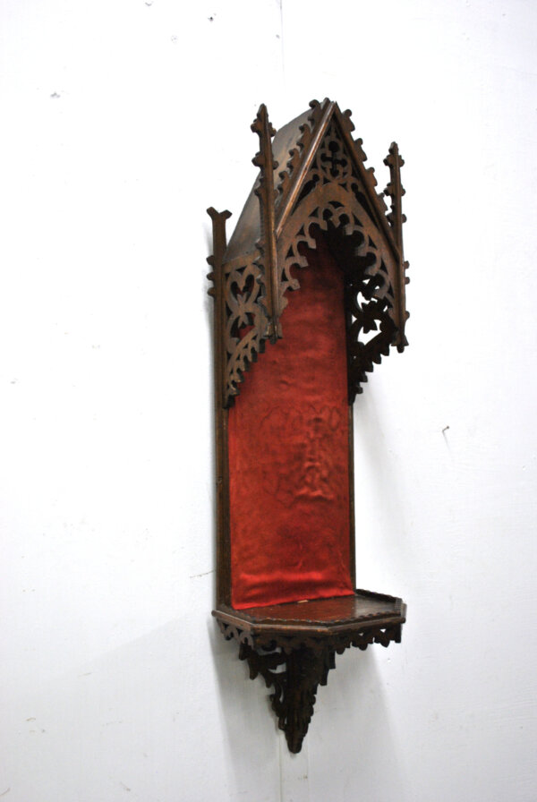 Capilla hornacina neogótica - Imagen 3