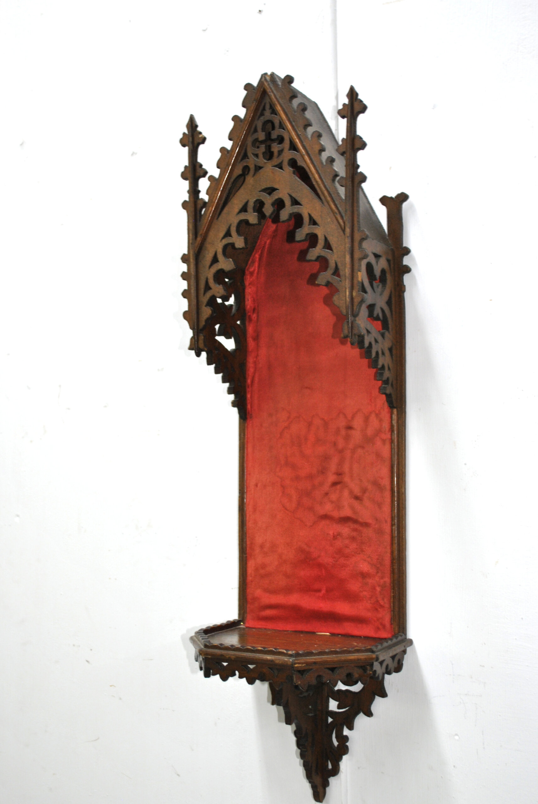 Capilla hornacina neogótica - Imagen 4