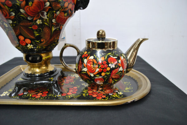 Samovar con tetera y bandeja - Imagen 6