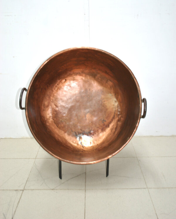 Caldero cobre con patas