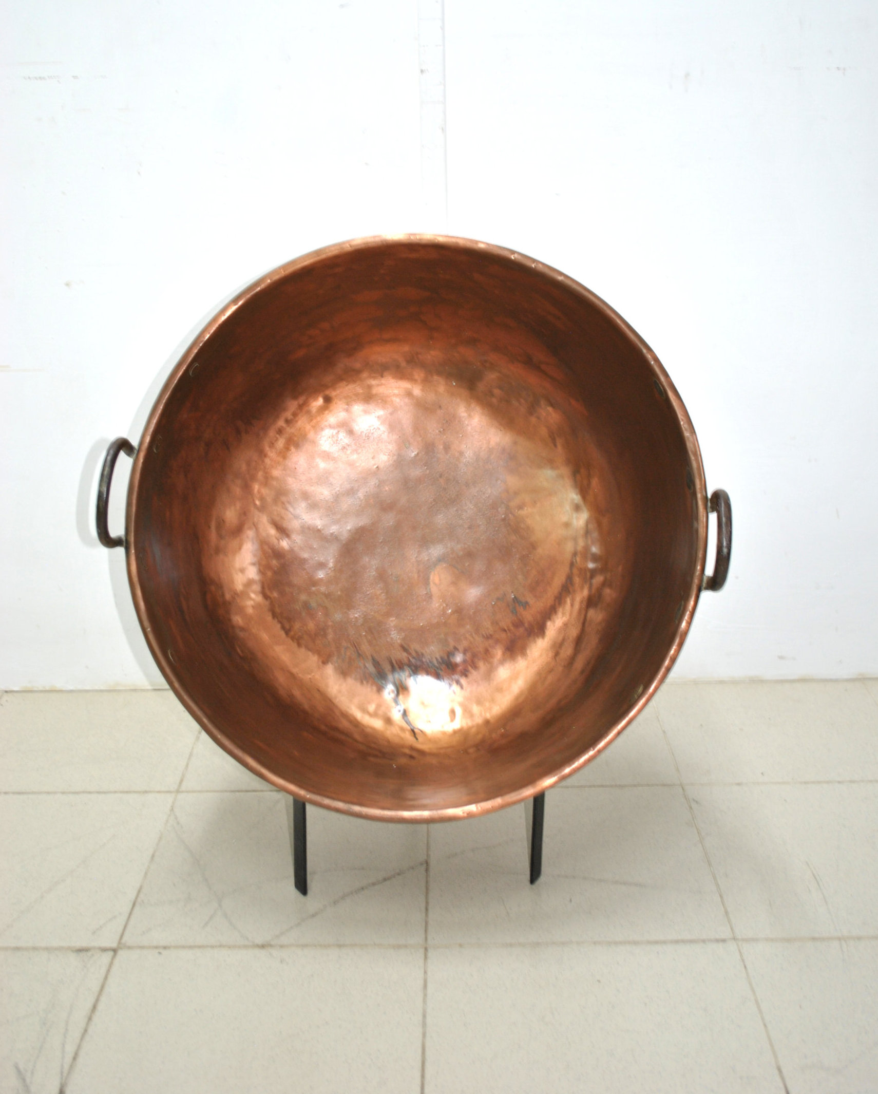 Caldero cobre con patas