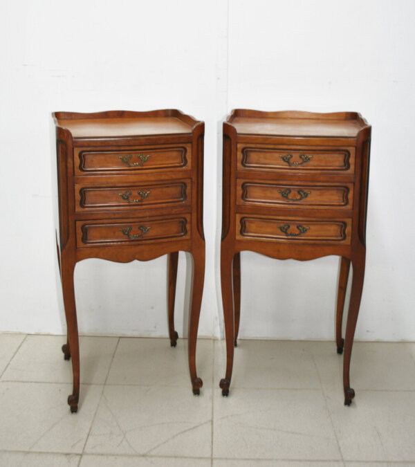 Pareja mesitas cerezo