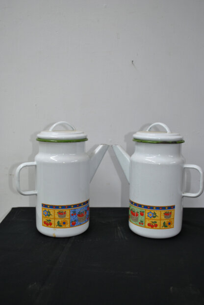 Pareja jarras o lecheras porcelana