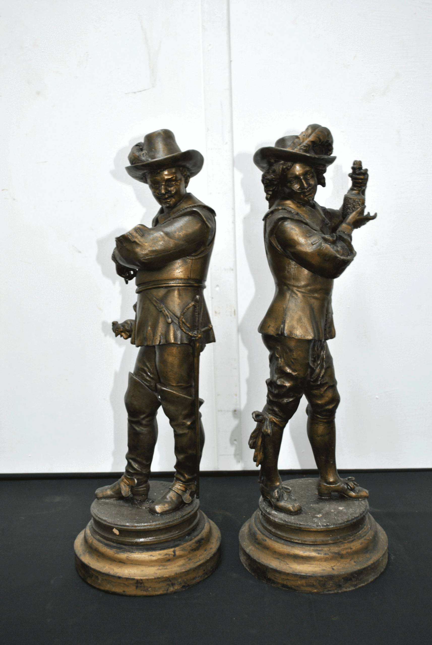 Pareja esculturas calamina - Imagen 5