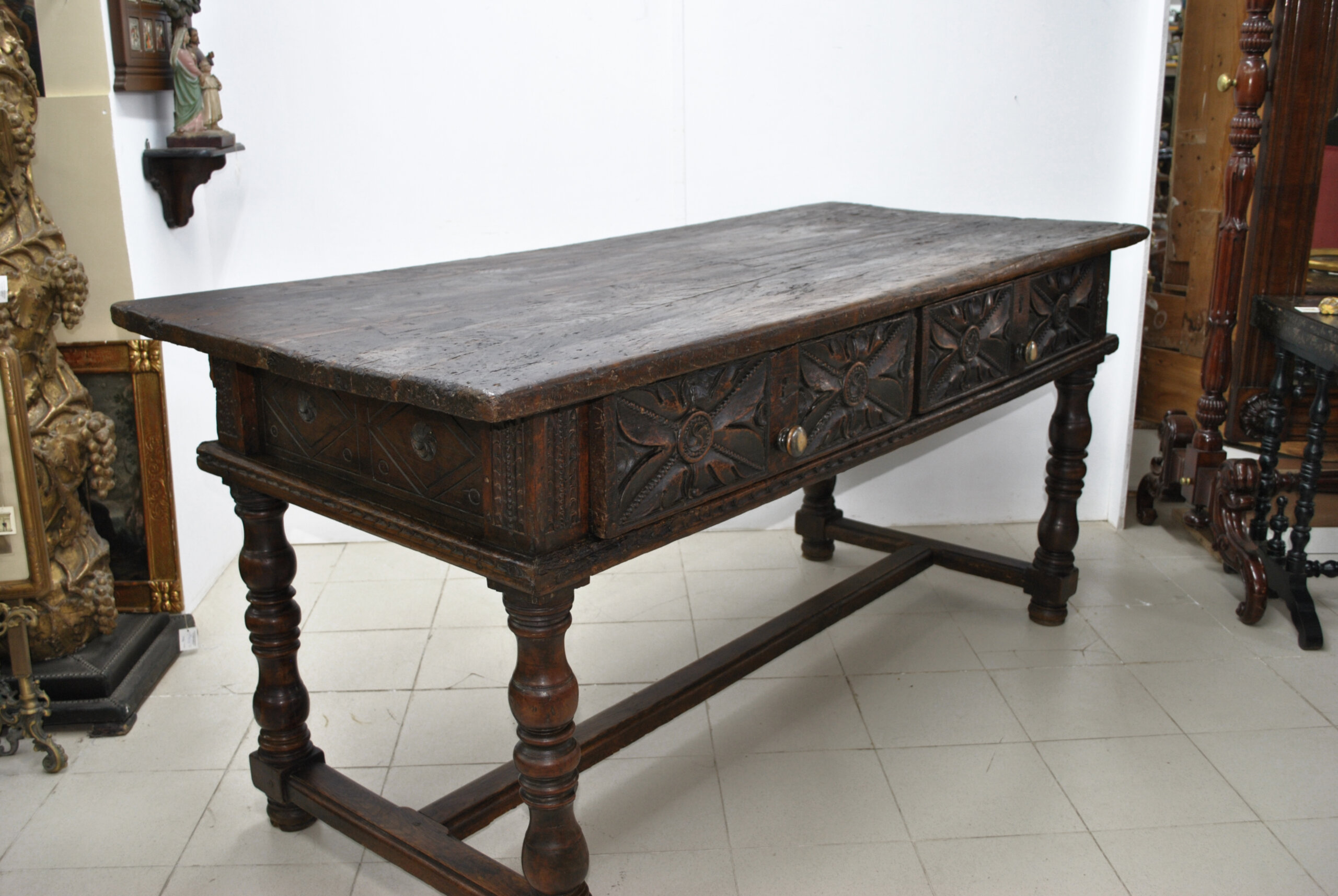 Mesa castellana nogal S.XVIII - Imagen 16