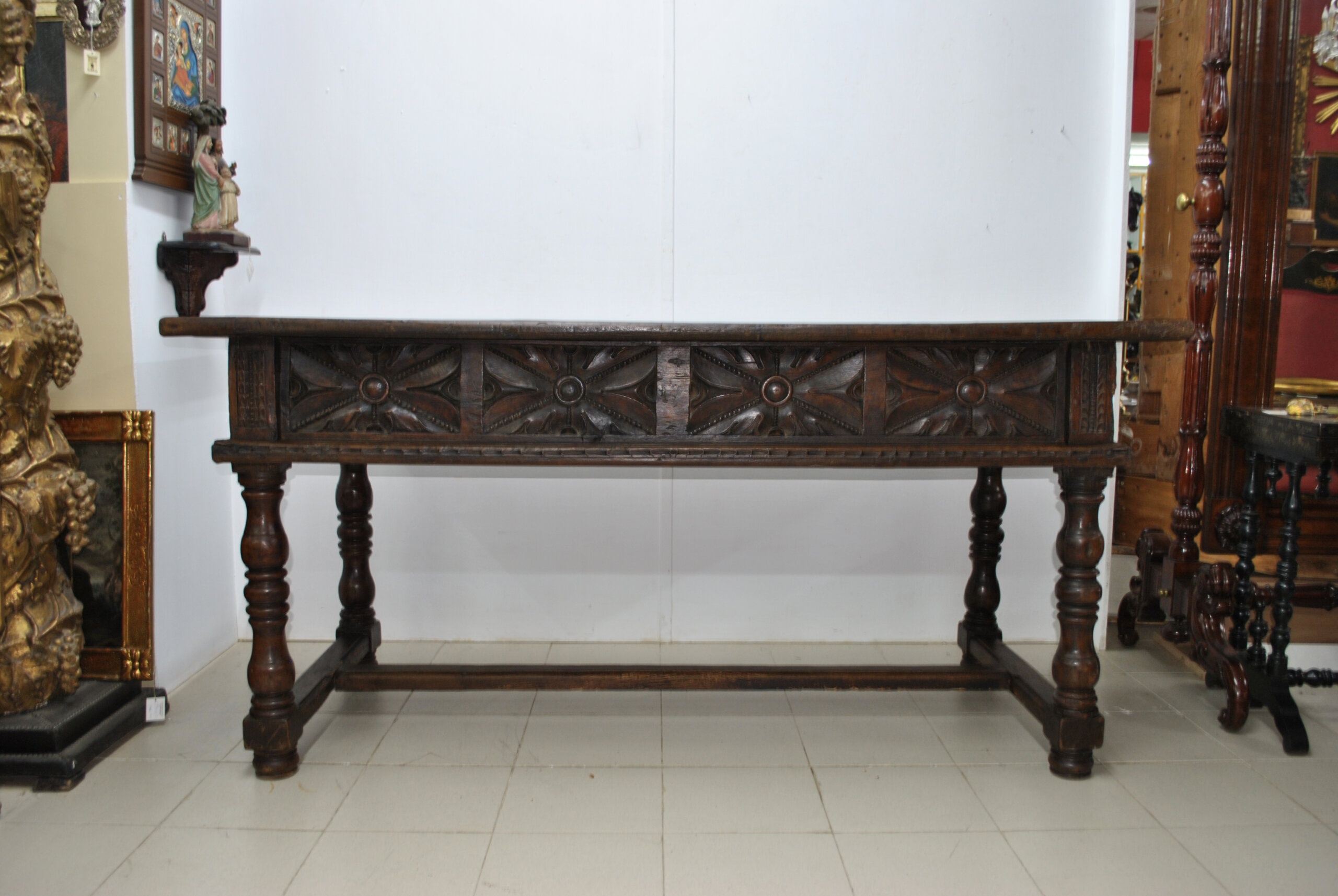 Mesa castellana nogal S.XVIII - Imagen 19