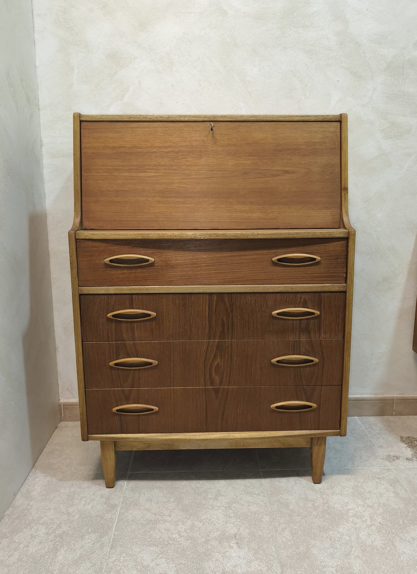 Buro escritorio vintage de teka