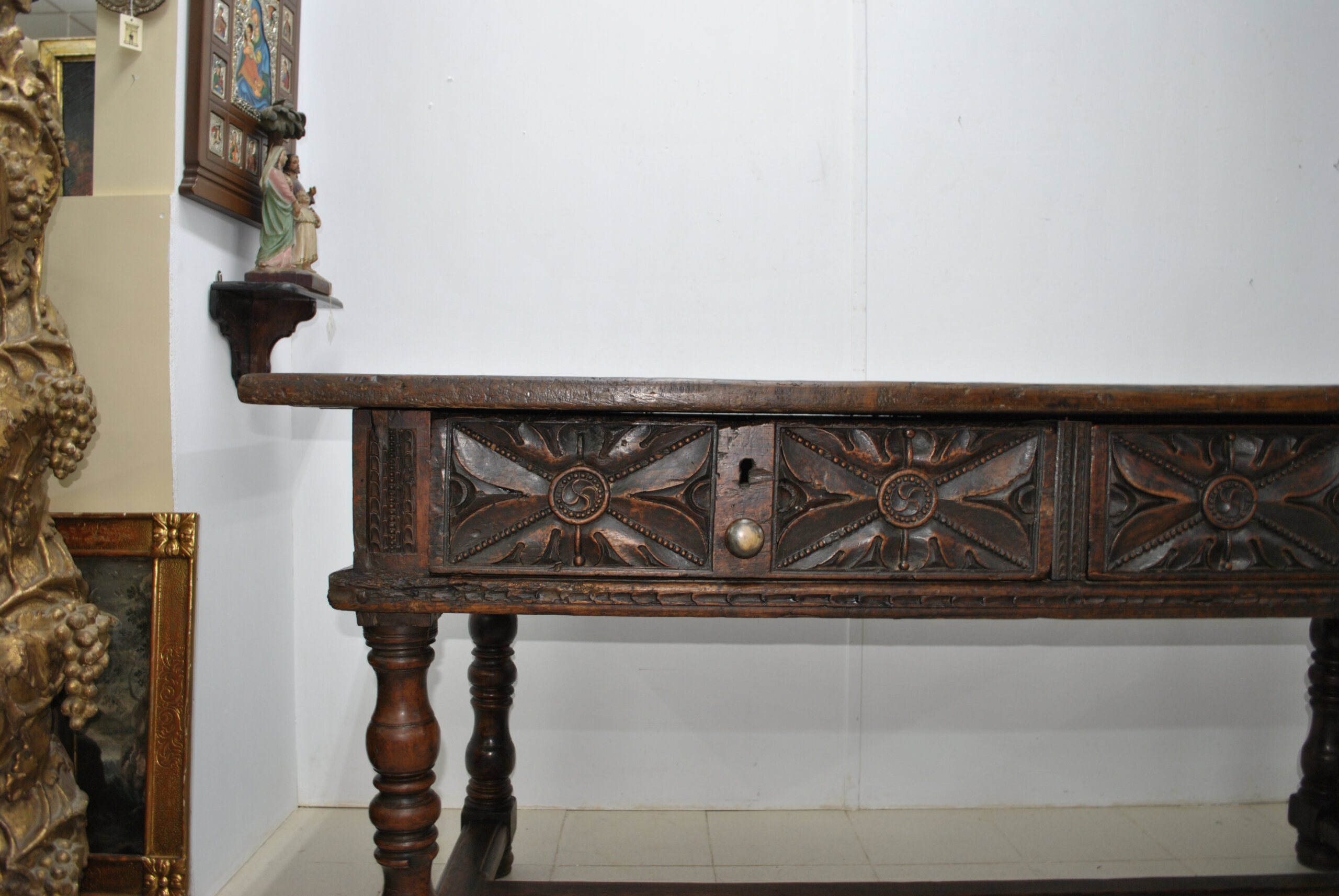 Mesa castellana nogal S.XVIII - Imagen 7