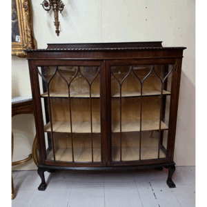 Vitrina inglesa caoba
