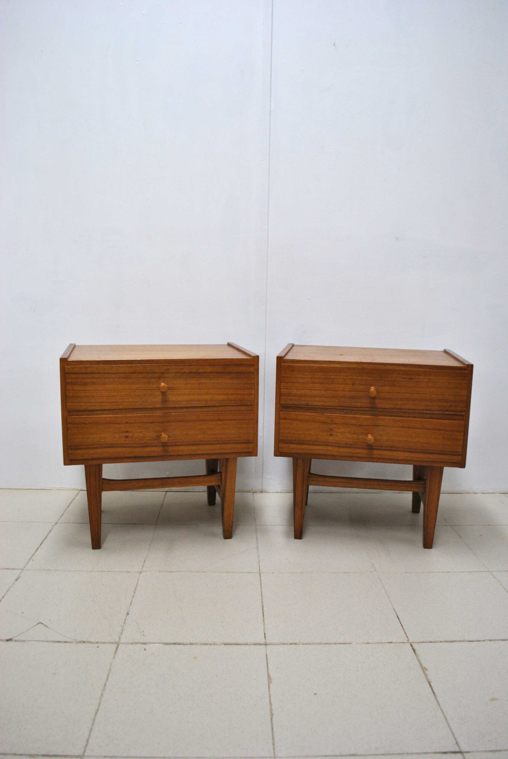 Mesitas vintage Mid Century