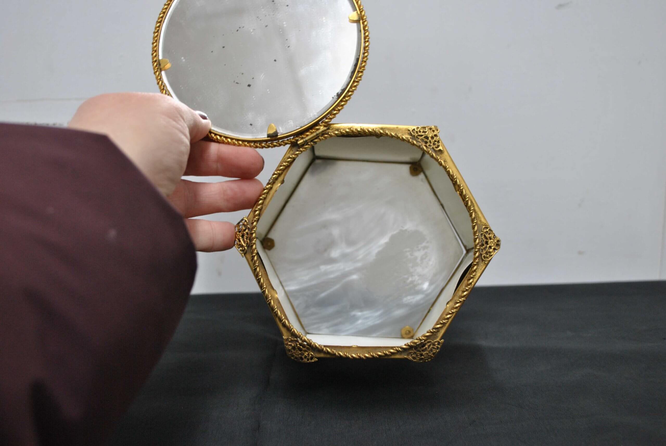 Joyero porcelana escena galante - Imagen 8