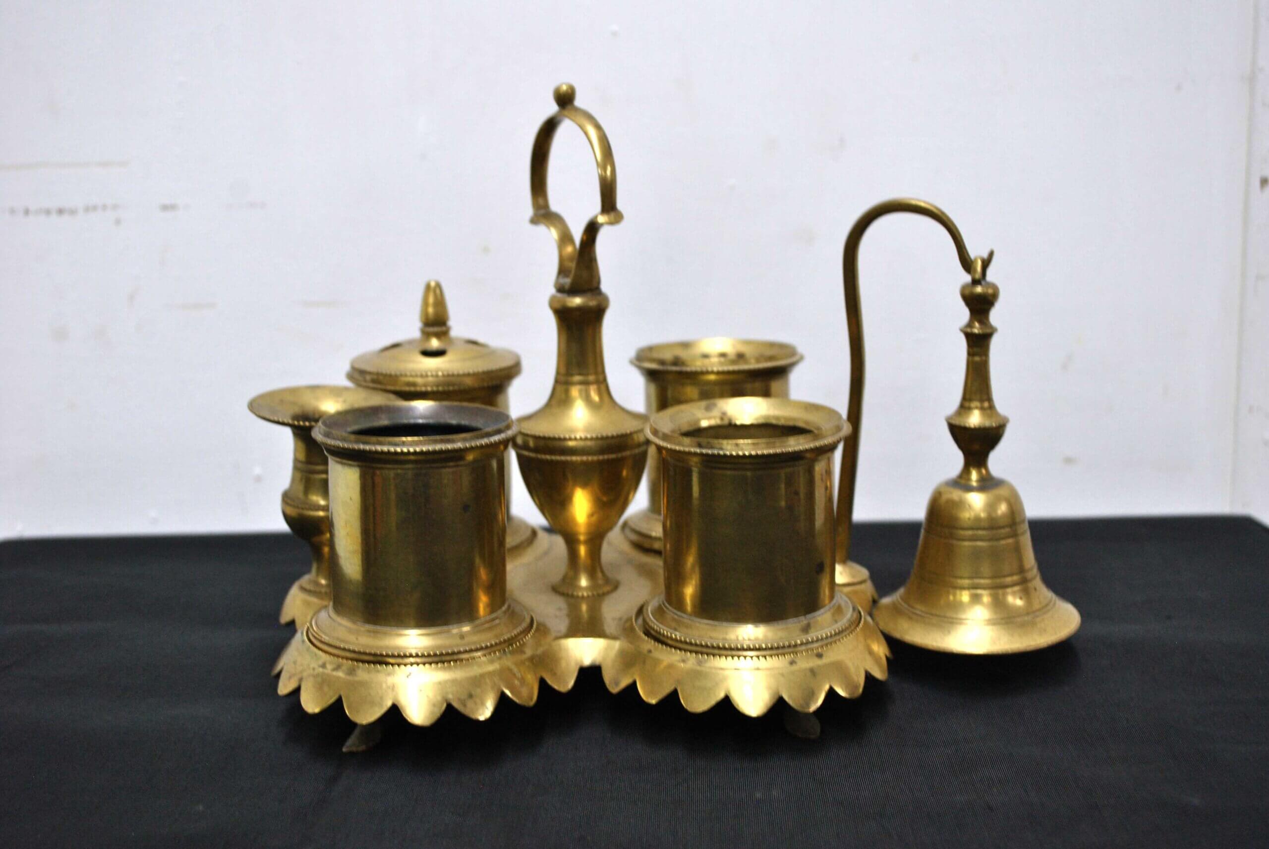 Escribania de bronce con campana - Imagen 2