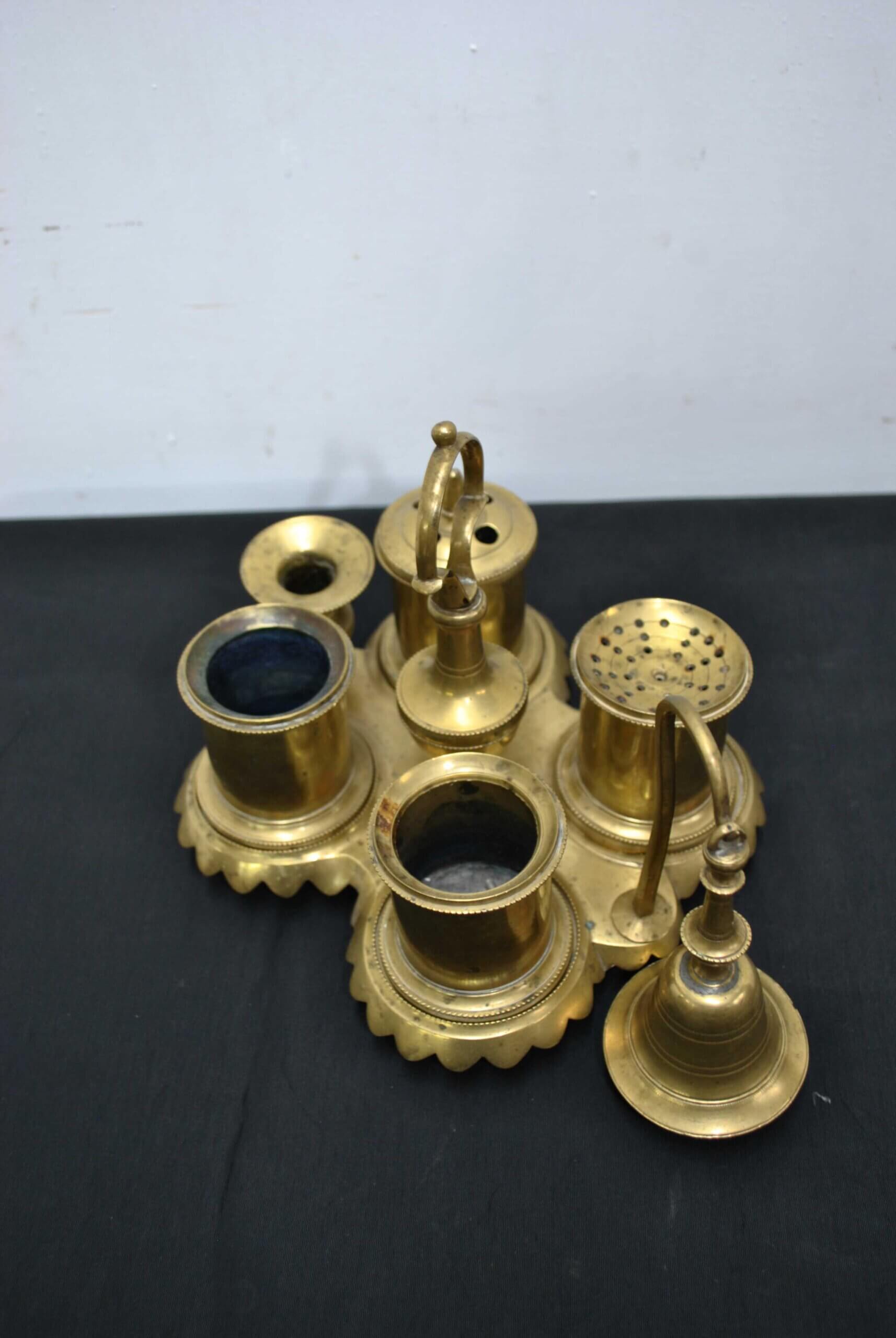 Escribania de bronce con campana - Imagen 4