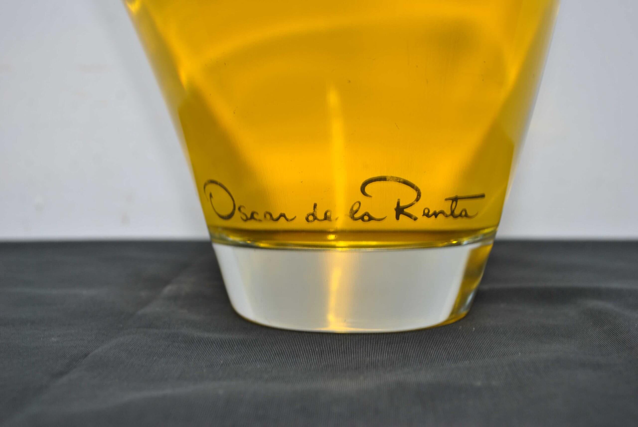 Frasco de perfume Volupté formato gigante - Imagen 3