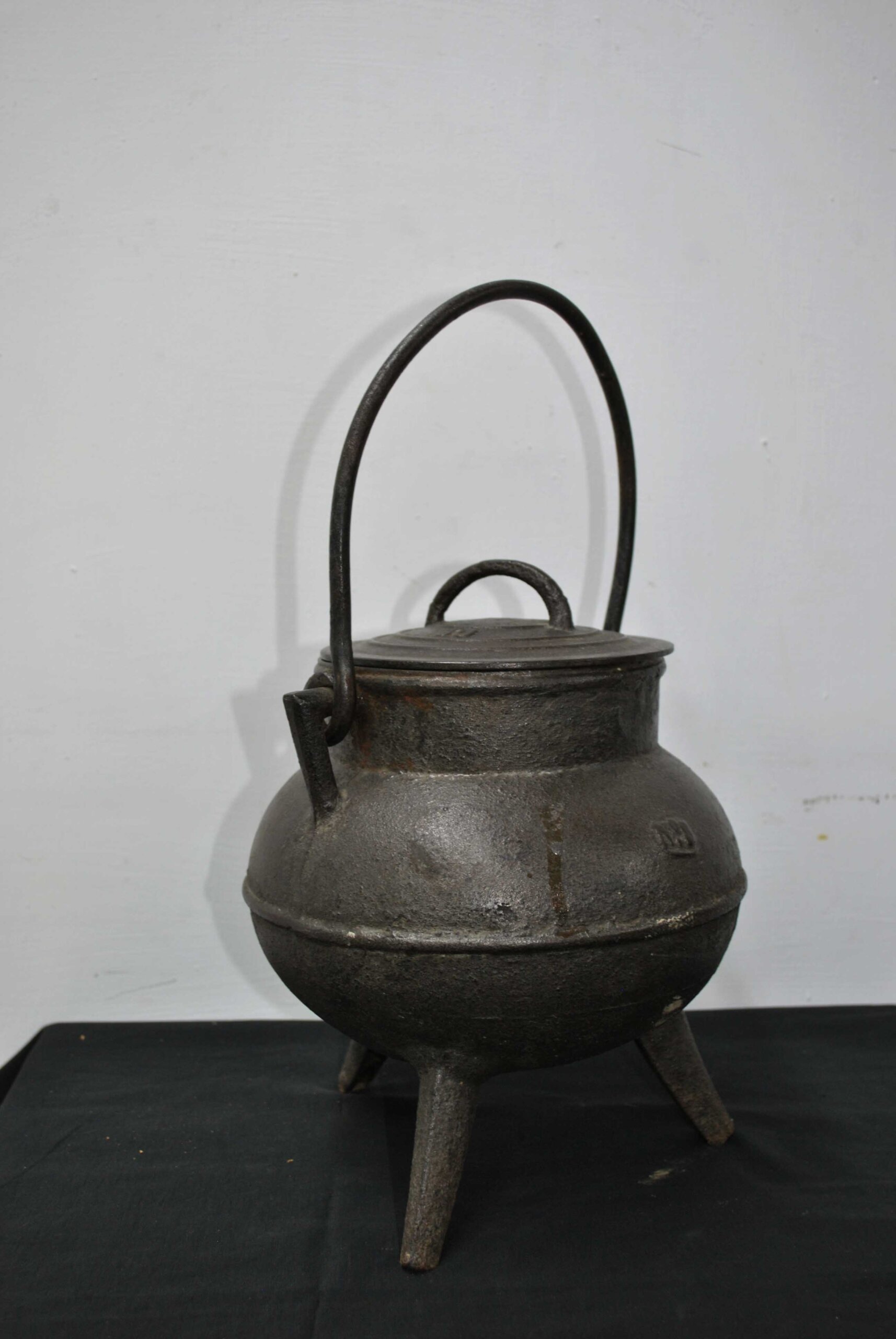 Pote de hierro fundido - Imagen 3