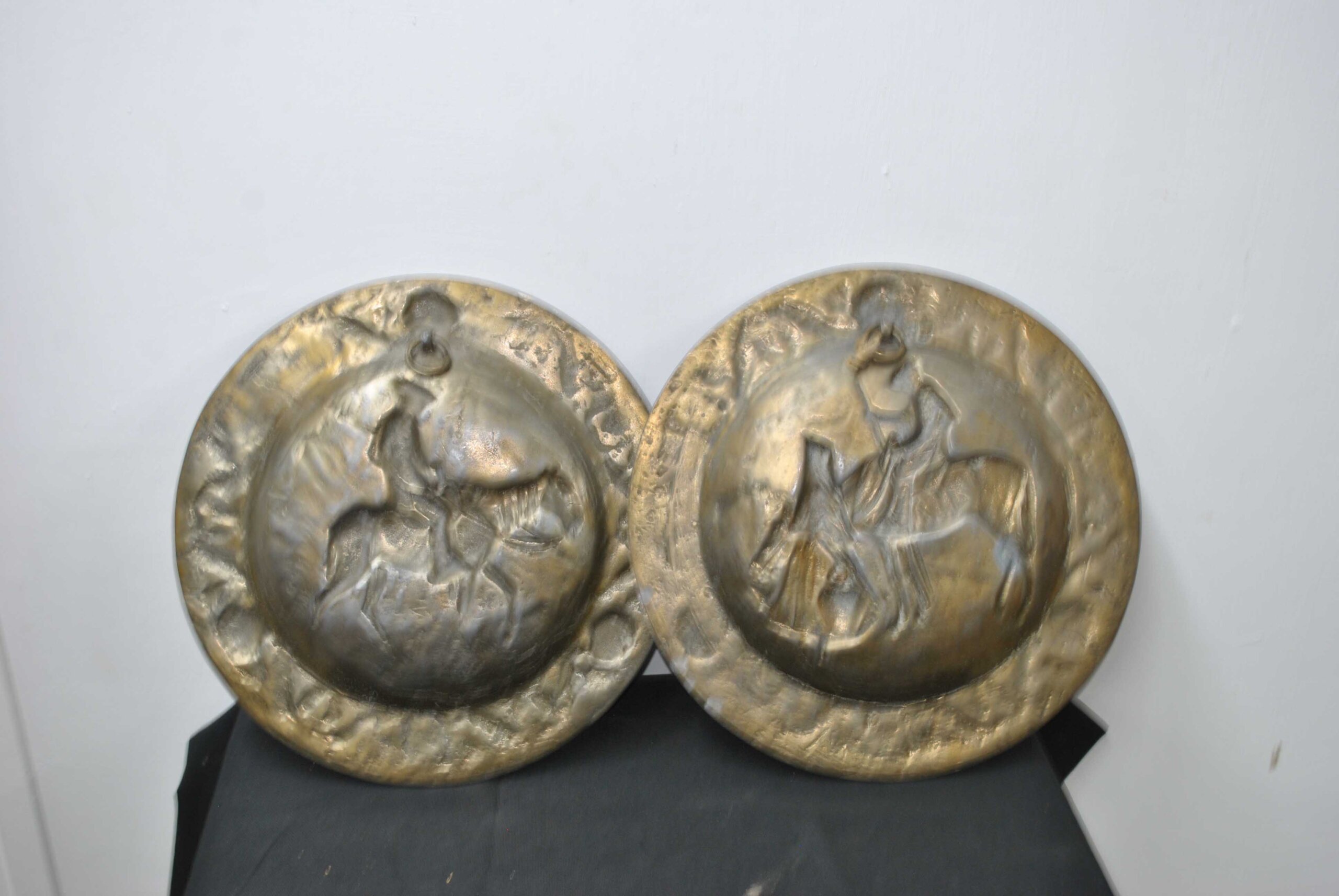 Pareja platos bronce macizo - Imagen 4