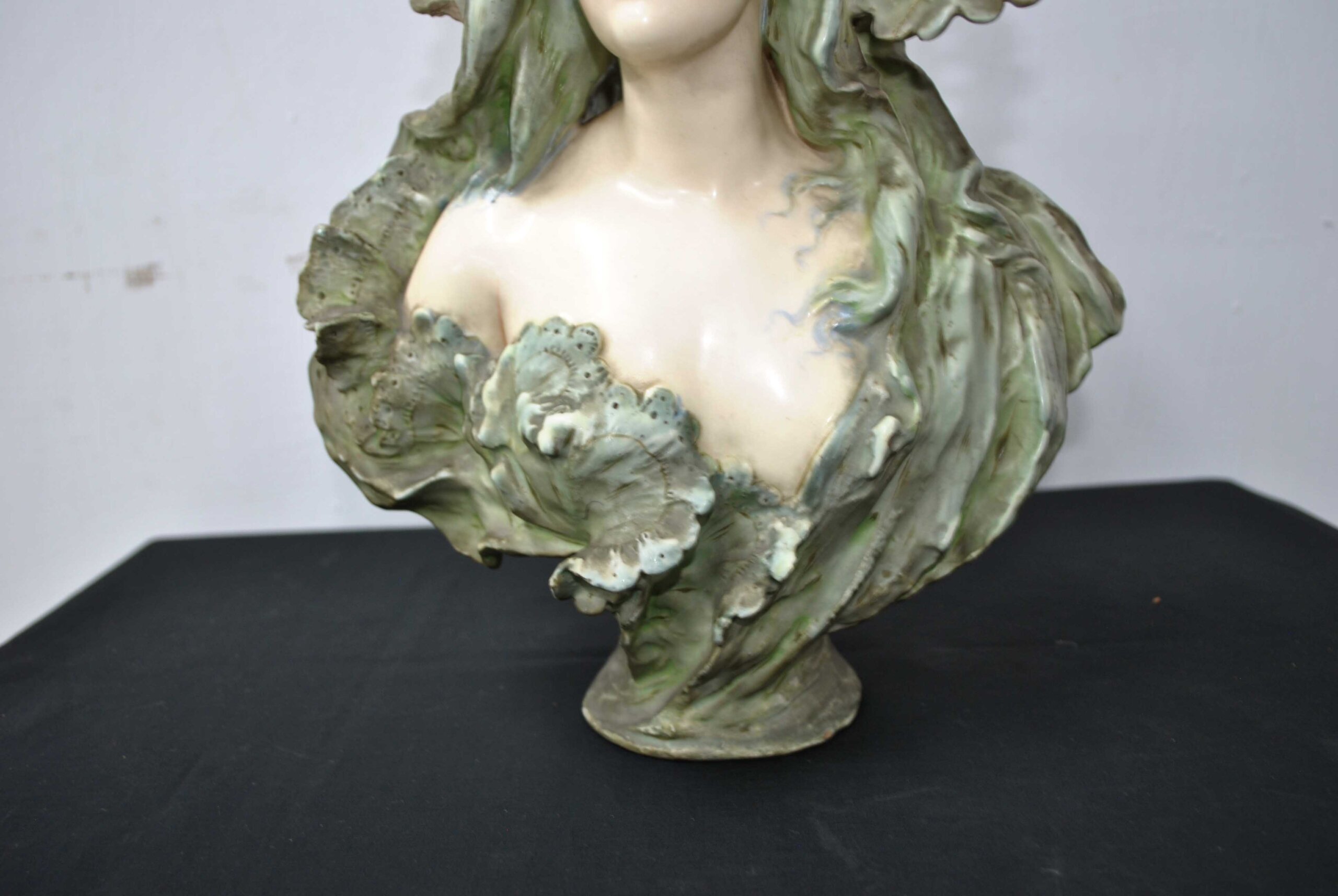 Busto dama modernista - Imagen 3