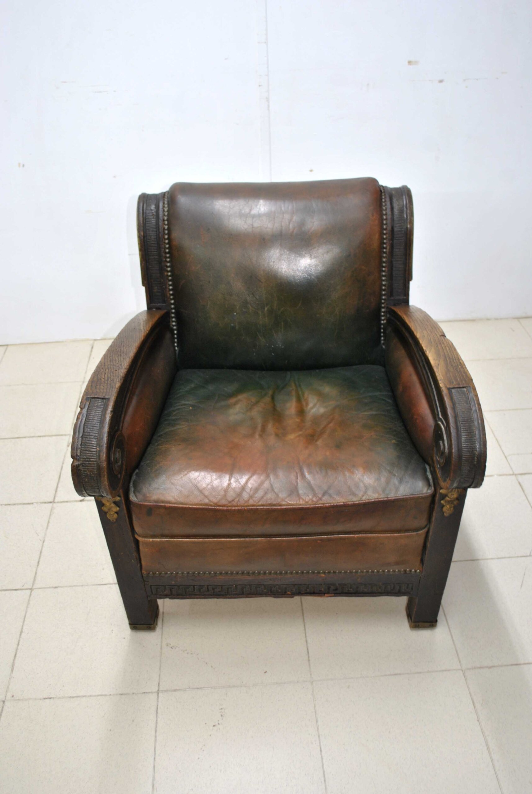 Sillón antiguo de farmacia - Imagen 5