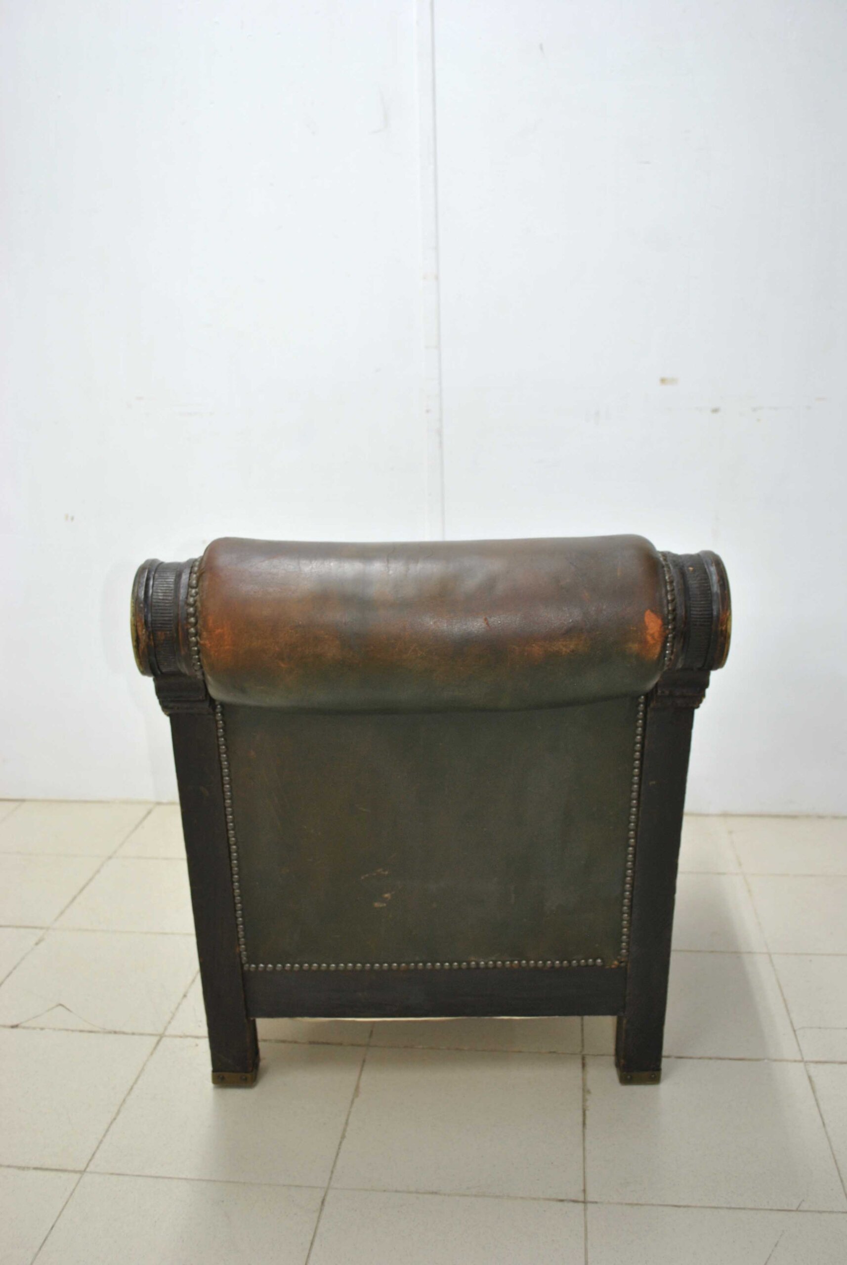 Sillón antiguo de farmacia - Imagen 9