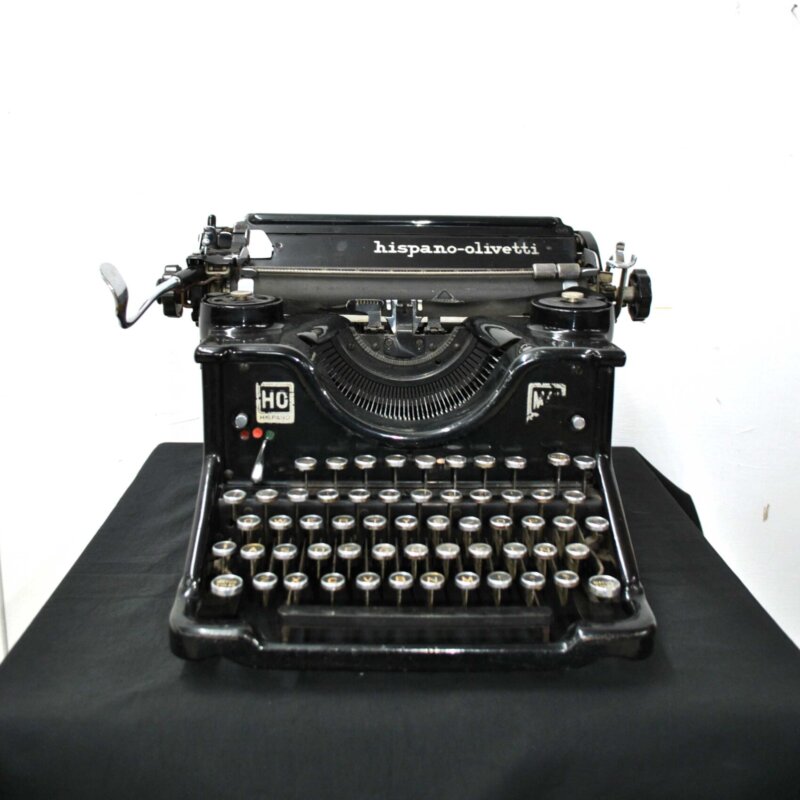Máquina de escribir Hispano Olivetti