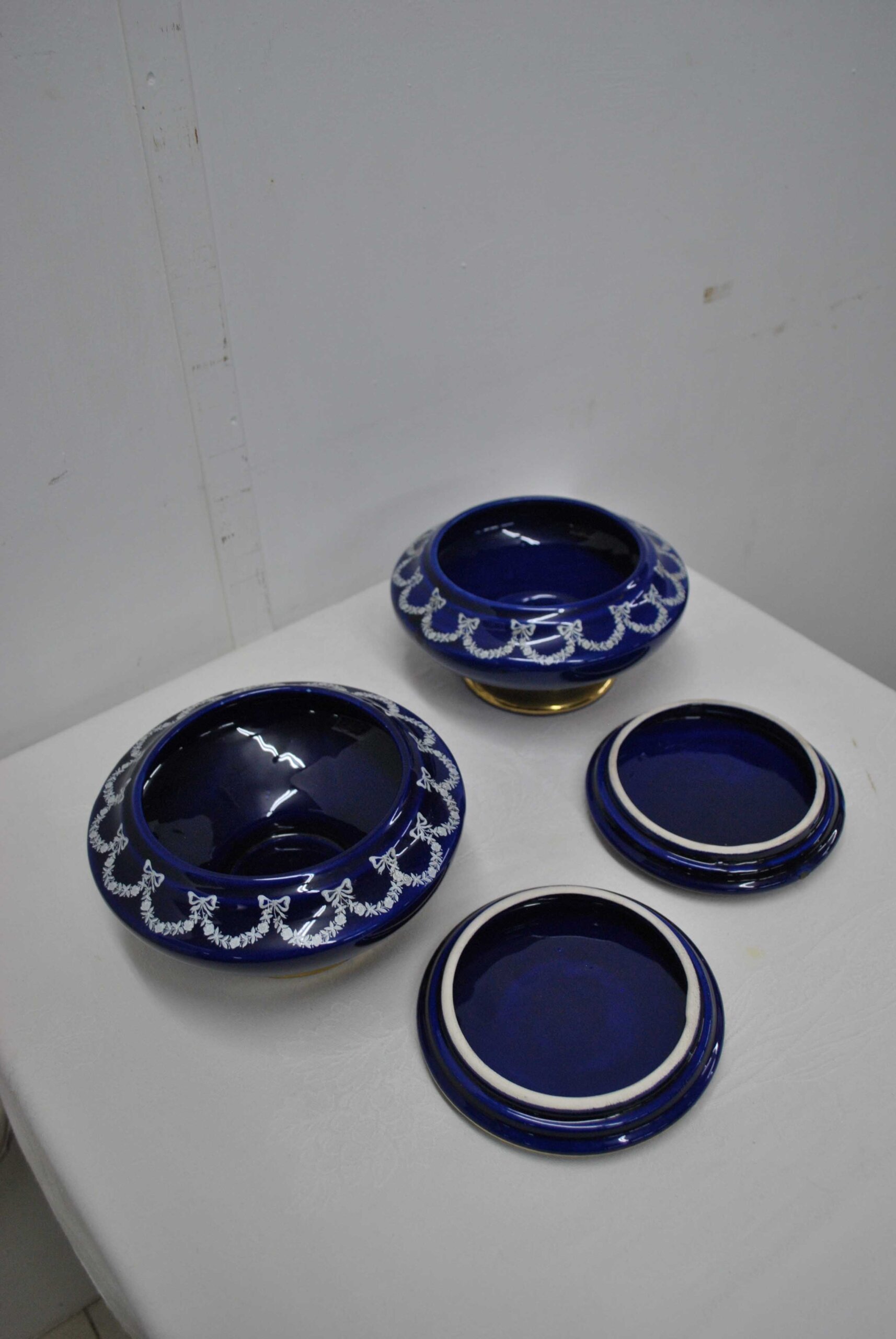 Pareja cajas o joyeros de porcelana - Imagen 10