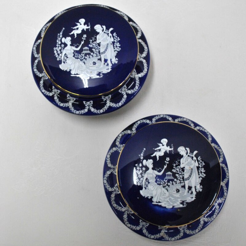 Pareja cajas o joyeros de porcelana