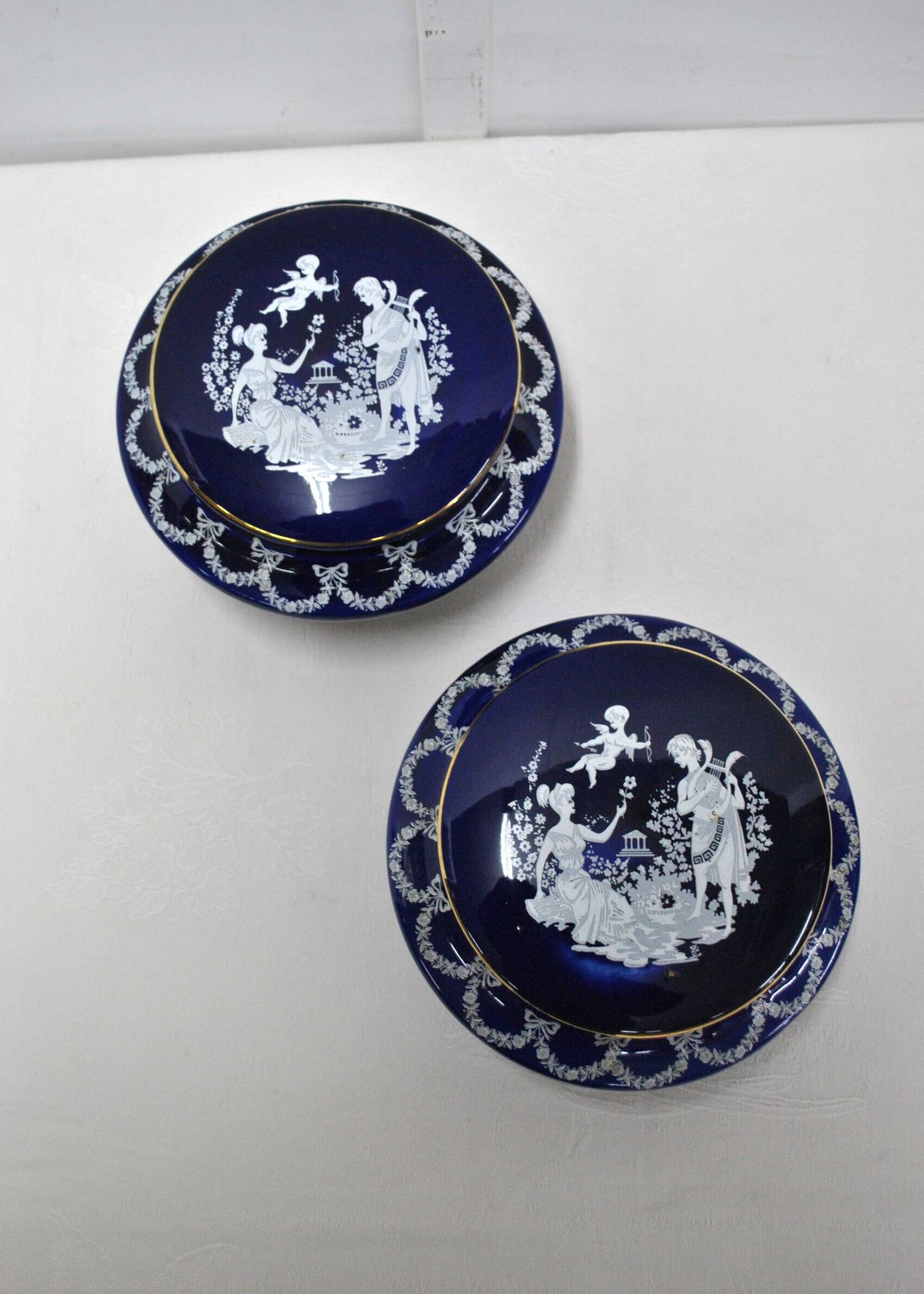 Pareja cajas o joyeros de porcelana