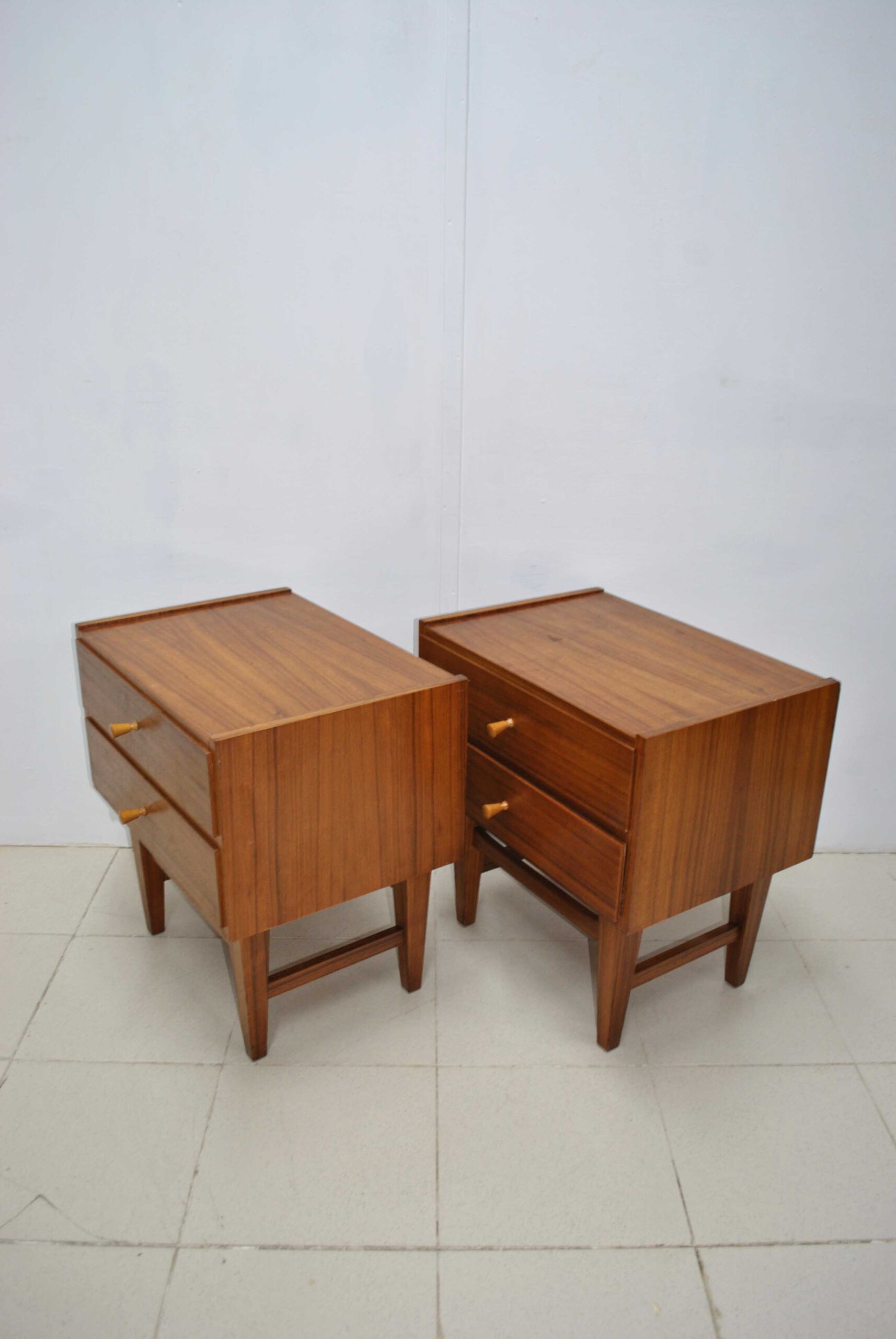 Mesitas vintage Mid Century - Imagen 5
